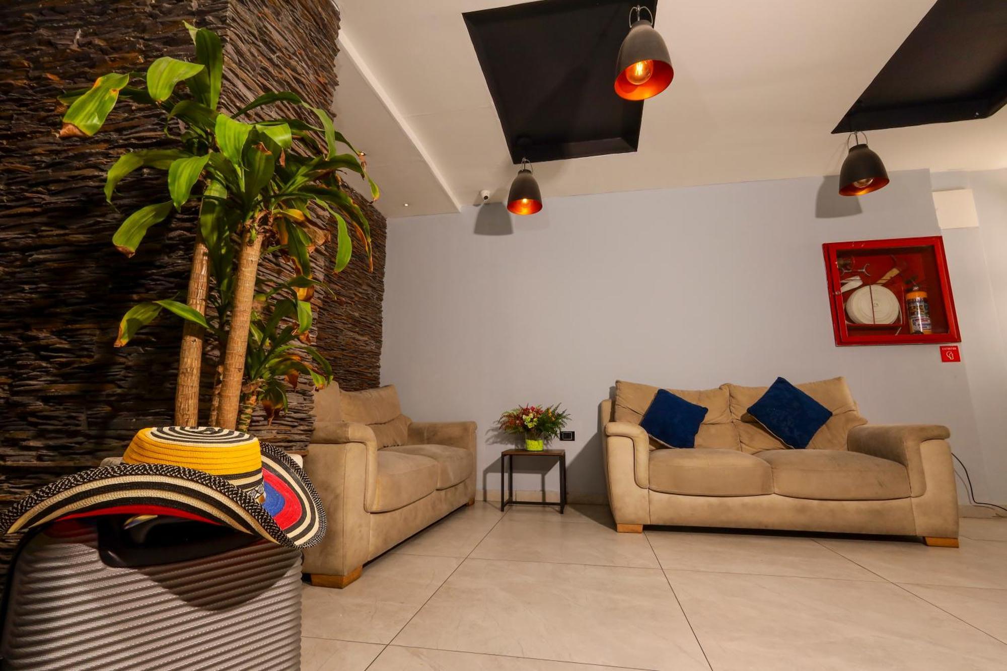 Hotel Htl Bogotá Kültér fotó