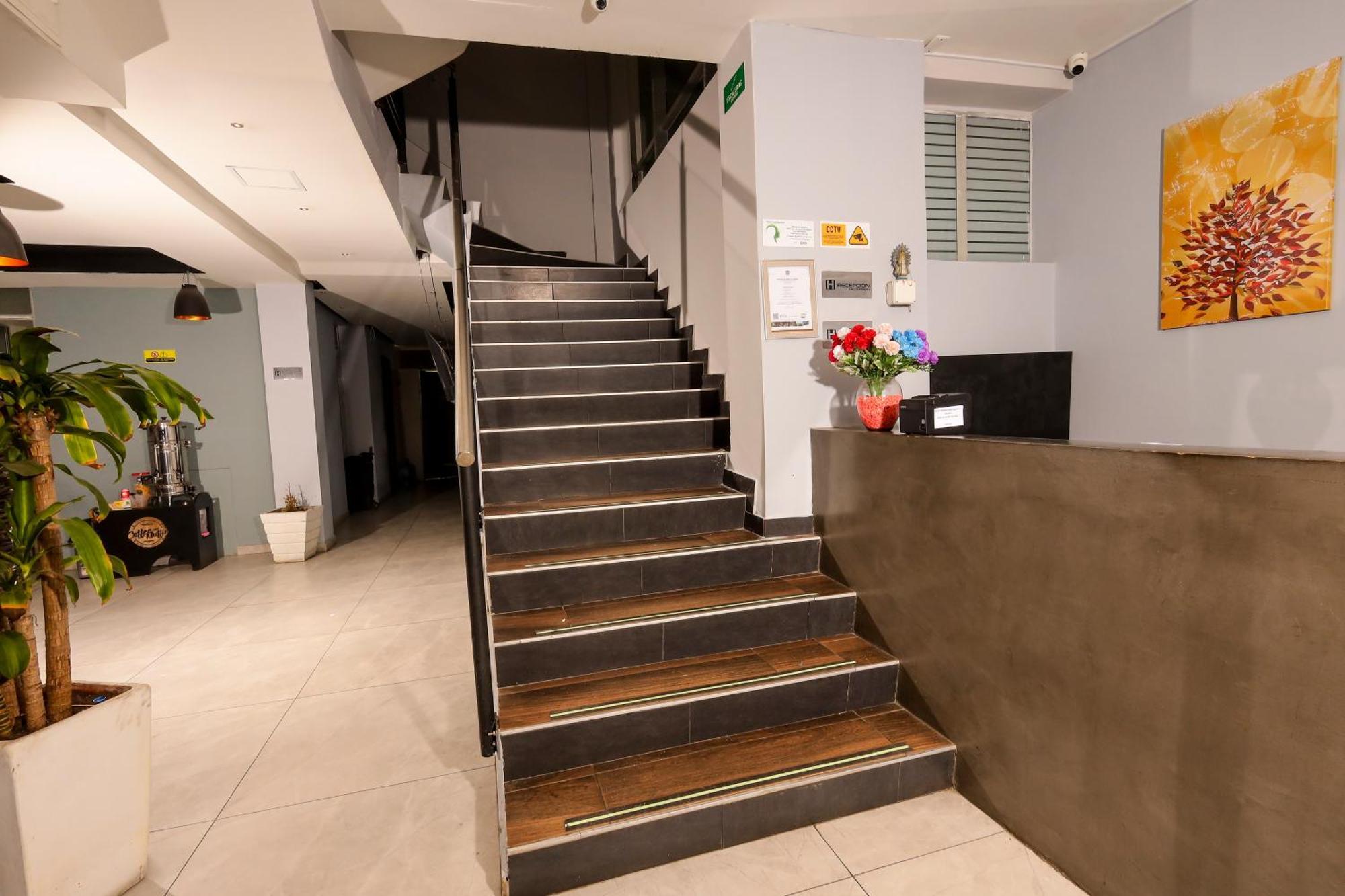 Hotel Htl Bogotá Kültér fotó